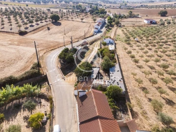 Moradia T4 para Venda em Santo Amaro