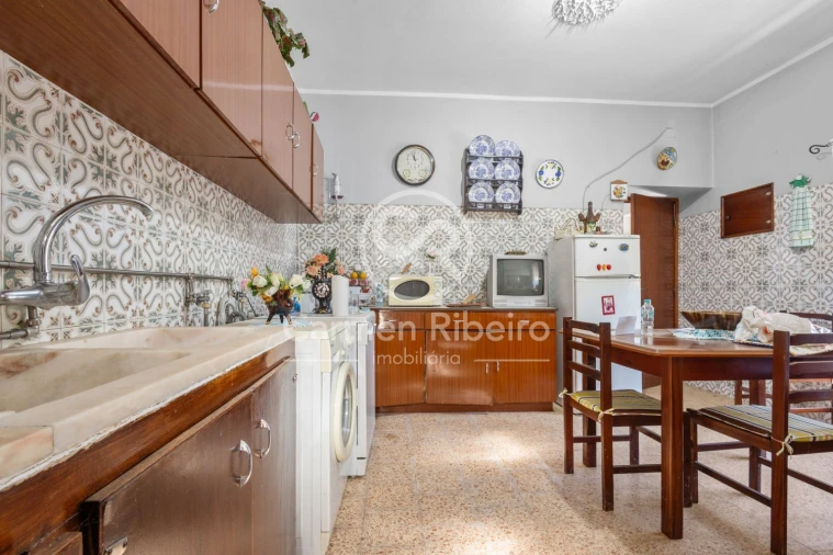 Moradia T4 para Venda em Santo Amaro Foto 10