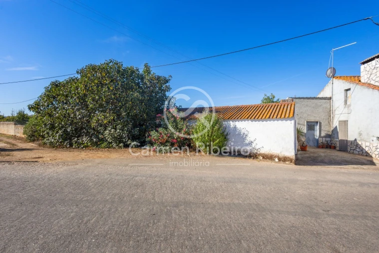 Moradia T4 para Venda em Santo Amaro Foto 4