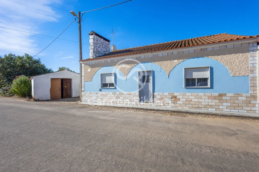 Moradia T4 para Venda em Santo Amaro Foto 1