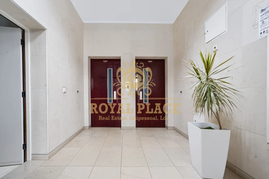 Apartamento T2 para Venda em Santa Maria de Lamas Foto 25