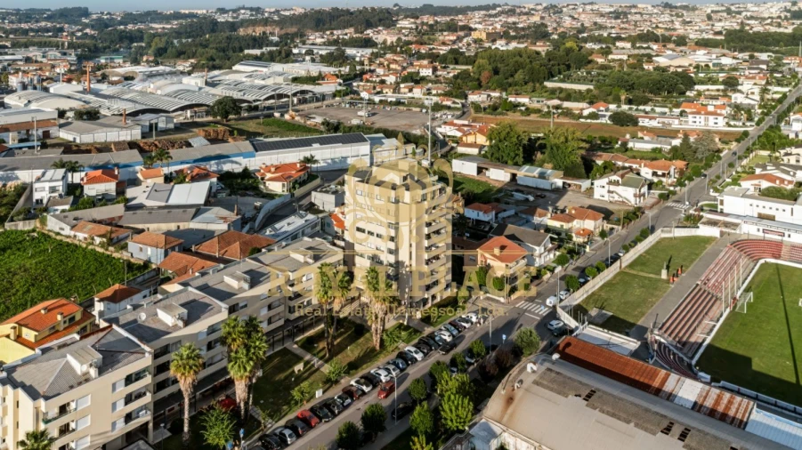 Apartamento T2 para Venda em Santa Maria de Lamas Foto 31