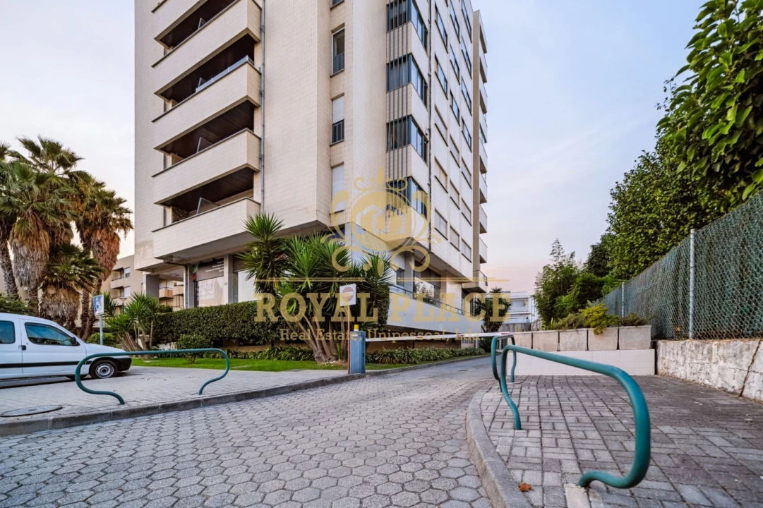 Apartamento T2 para Venda em Santa Maria de Lamas Foto 27