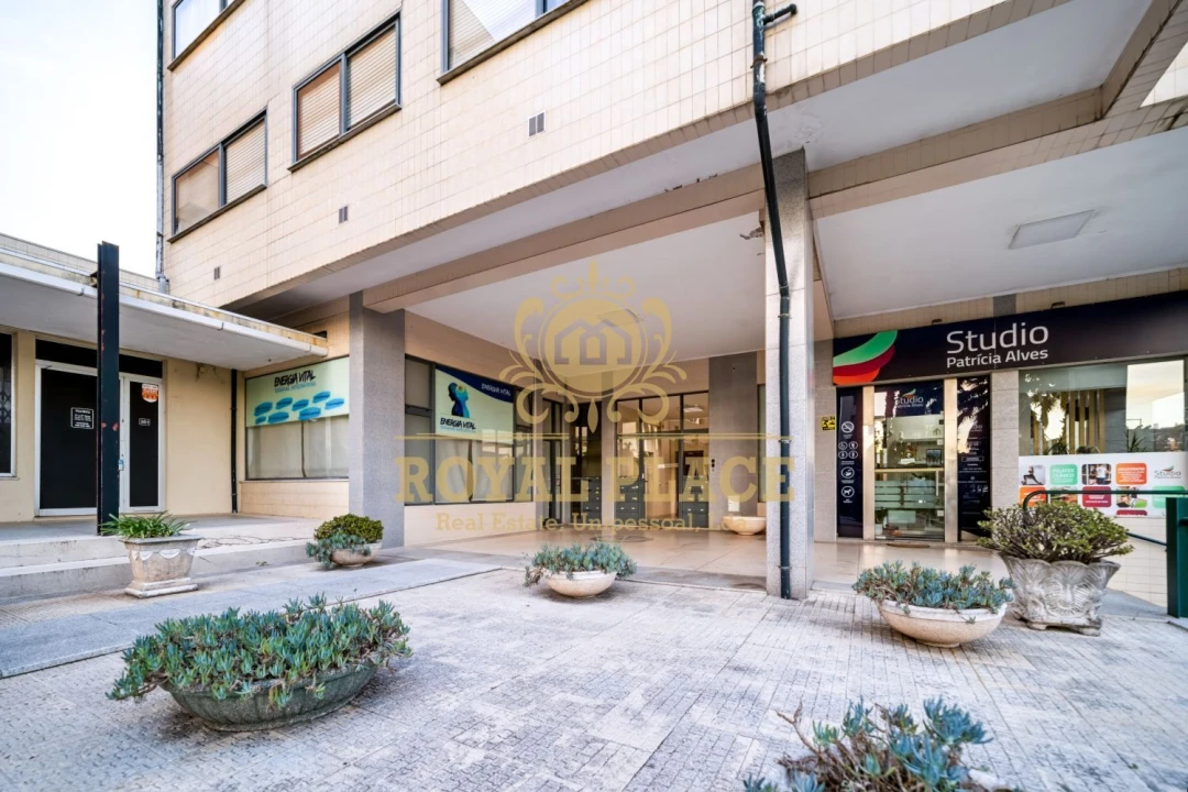 Apartamento T2 para Venda em Santa Maria de Lamas Foto 26