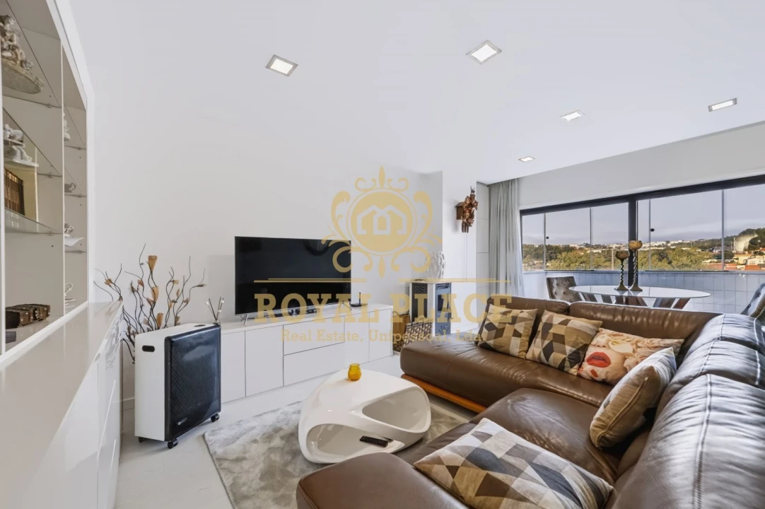 Apartamento T2 para Venda em Santa Maria de Lamas Foto 3