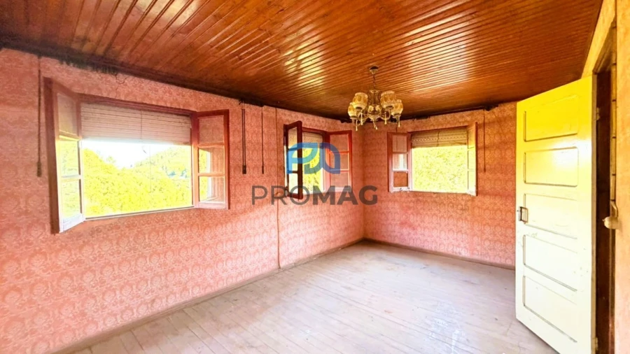 Moradia T4 para Venda em Loivos da Ribeira e Tresouras Foto 23