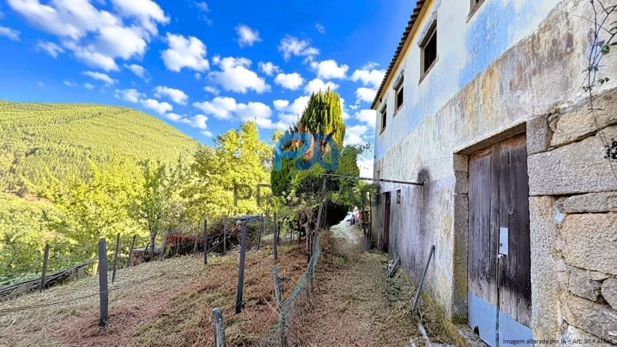 Moradia T4 para Venda em Loivos da Ribeira e Tresouras Foto 42