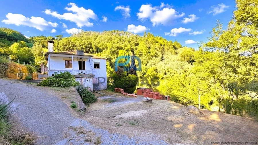 Moradia T4 para Venda em Loivos da Ribeira e Tresouras Foto 36