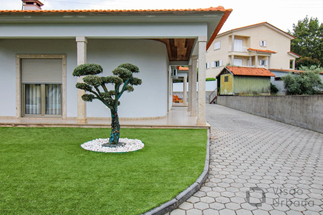 Moradia T3 para Venda em Bodiosa Foto 42