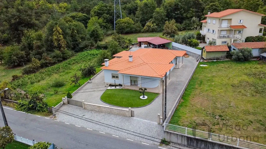 Moradia T3 para Venda em Bodiosa