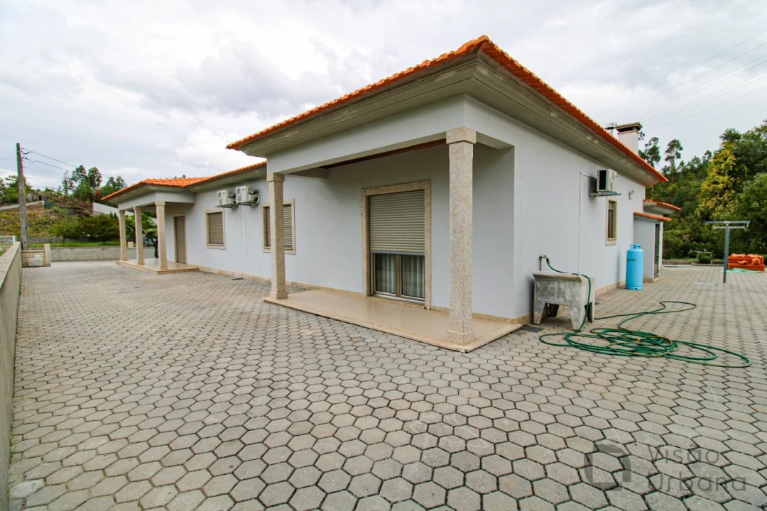 Moradia T3 para Venda em Bodiosa Foto 39