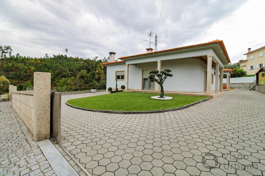 Moradia T3 para Venda em Bodiosa Foto 44