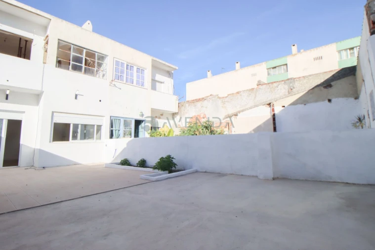 Apartamento T1 para Venda em Baixa da Banheira e Vale da Amoreira Foto 12