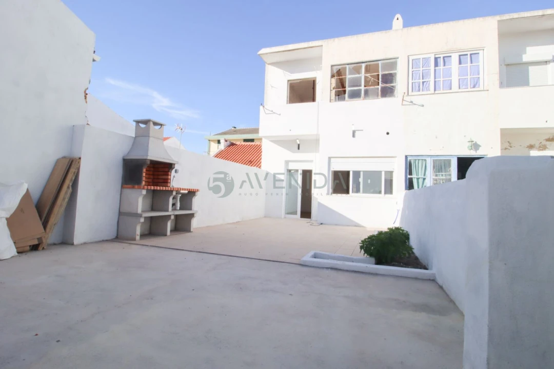 Apartamento T1 para Venda em Baixa da Banheira e Vale da Amoreira Foto 13