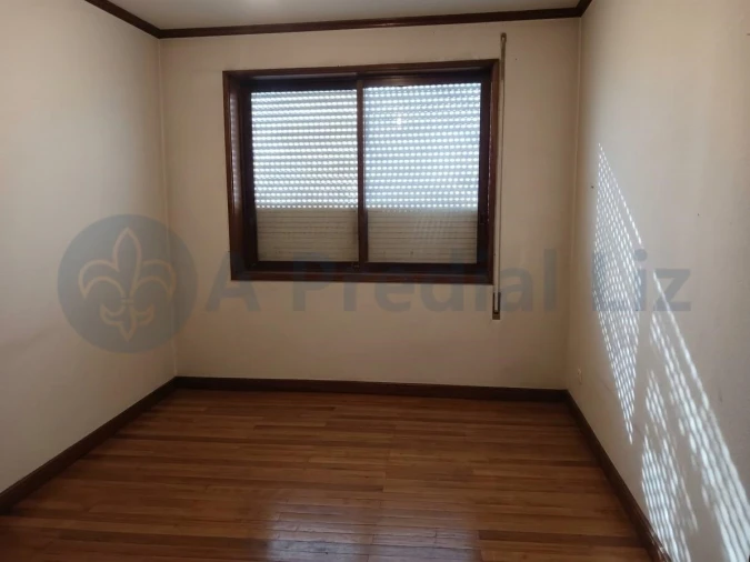 Apartamento T2 para Venda em Ramalde Foto 7