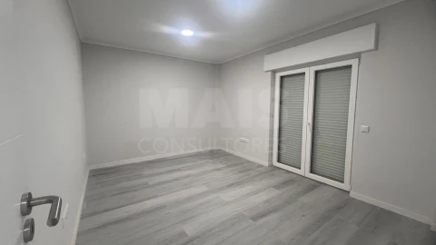 Apartamento T2 para Venda em Setubal (São Sebastião)
