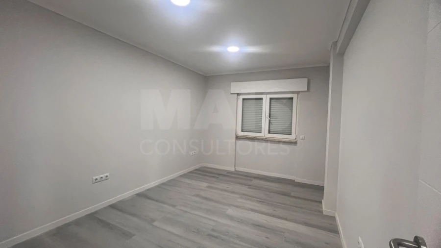 Apartamento T2 para Venda em Setubal (São Sebastião) Foto 6