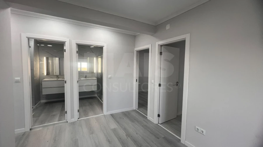 Apartamento T2 para Venda em Setubal (São Sebastião) Foto 8