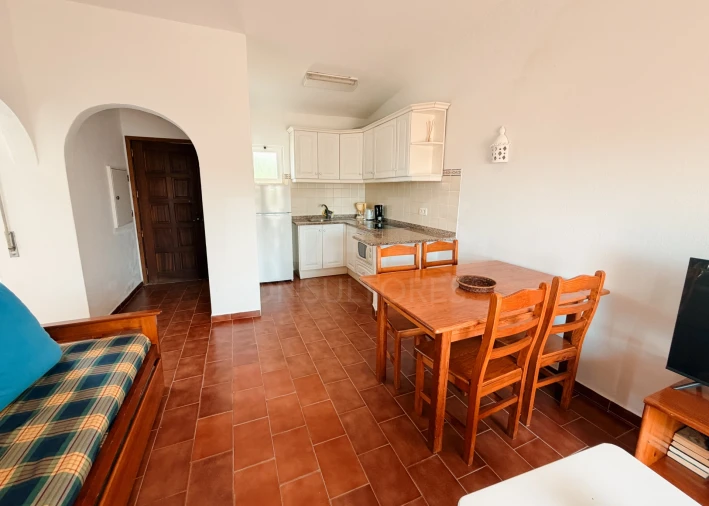 Apartamento T1 para Venda em Porches Foto 6