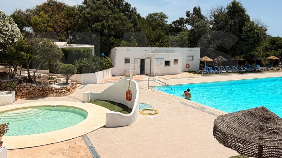 Apartamento T1 para Venda em Porches