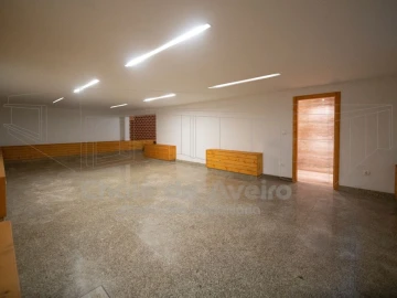 Quinta T9 para Venda em O. Azeméis, Riba-Ul, Ul, Macinhata Seixa, Madail