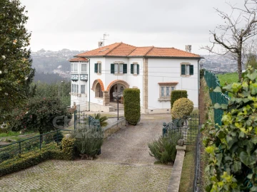 Quinta T9 para Venda em O. Azeméis, Riba-Ul, Ul, Macinhata Seixa, Madail