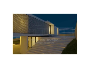 Moradia T4 para Venda em Barrô e Aguada de Baixo