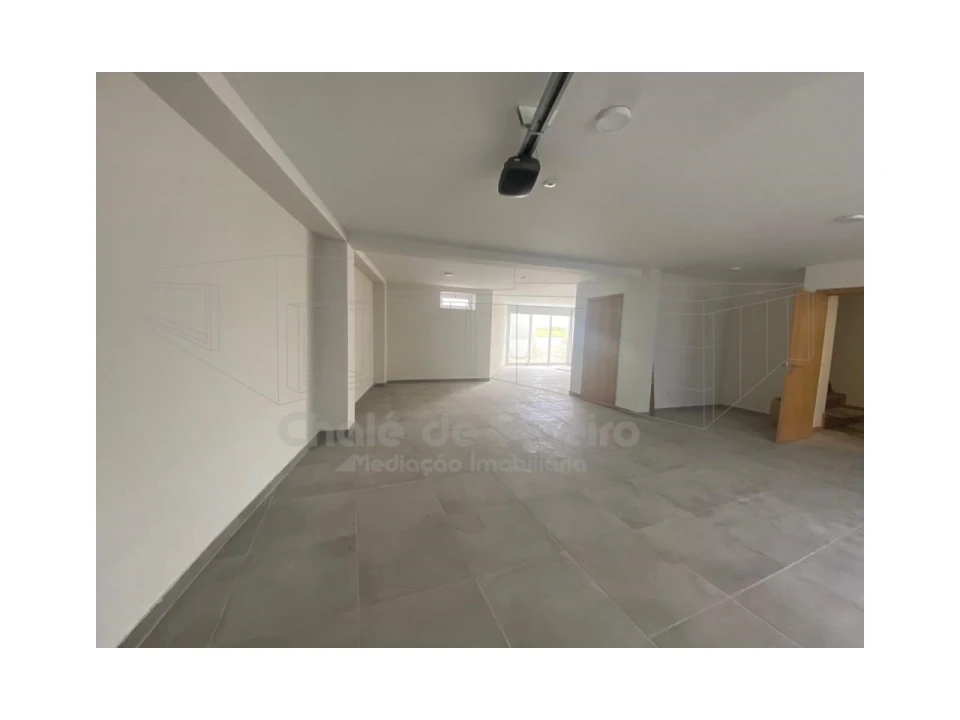 Moradia T3 para Venda em Pinheiro da Bemposta, Travanca e Palmaz Foto 7