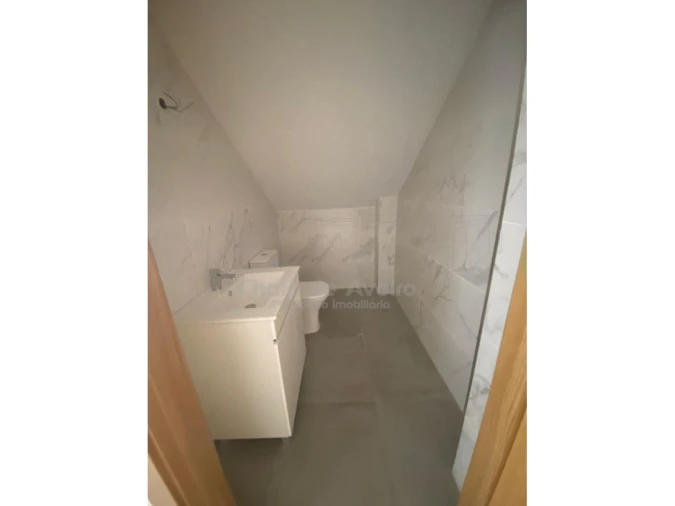 Moradia T3 para Venda em Pinheiro da Bemposta, Travanca e Palmaz Foto 13