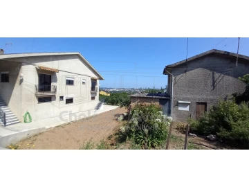 Moradia T4 para Venda em Águeda e Borralha
