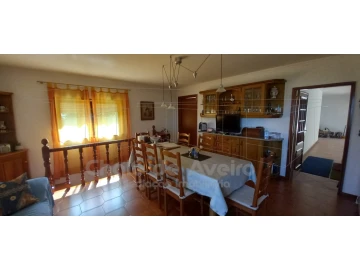 Moradia T4 para Venda em Águeda e Borralha