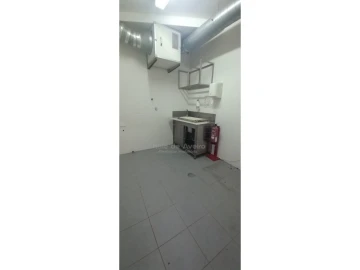 Loja para Venda em Recardães e Espinhel