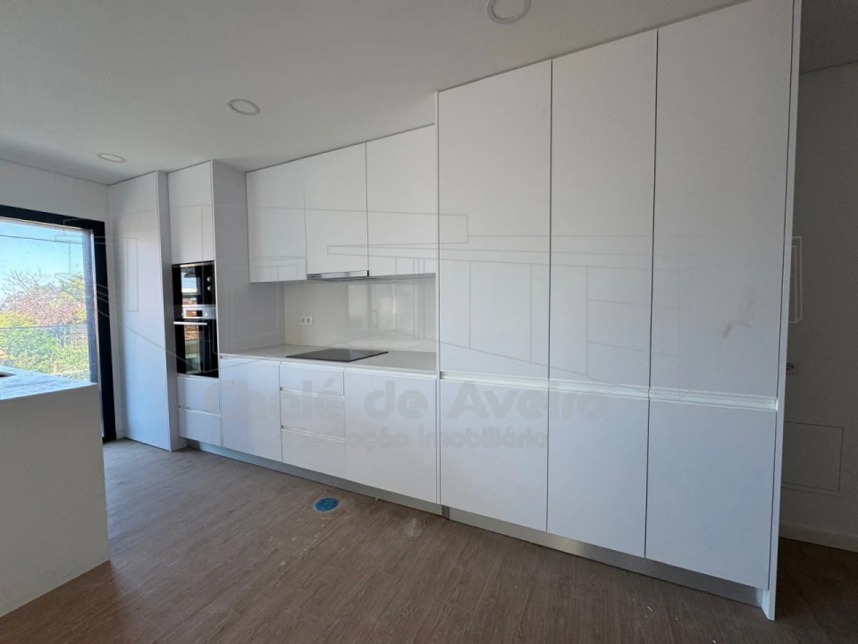 Apartamento T3 para Venda em Esgueira Foto 6