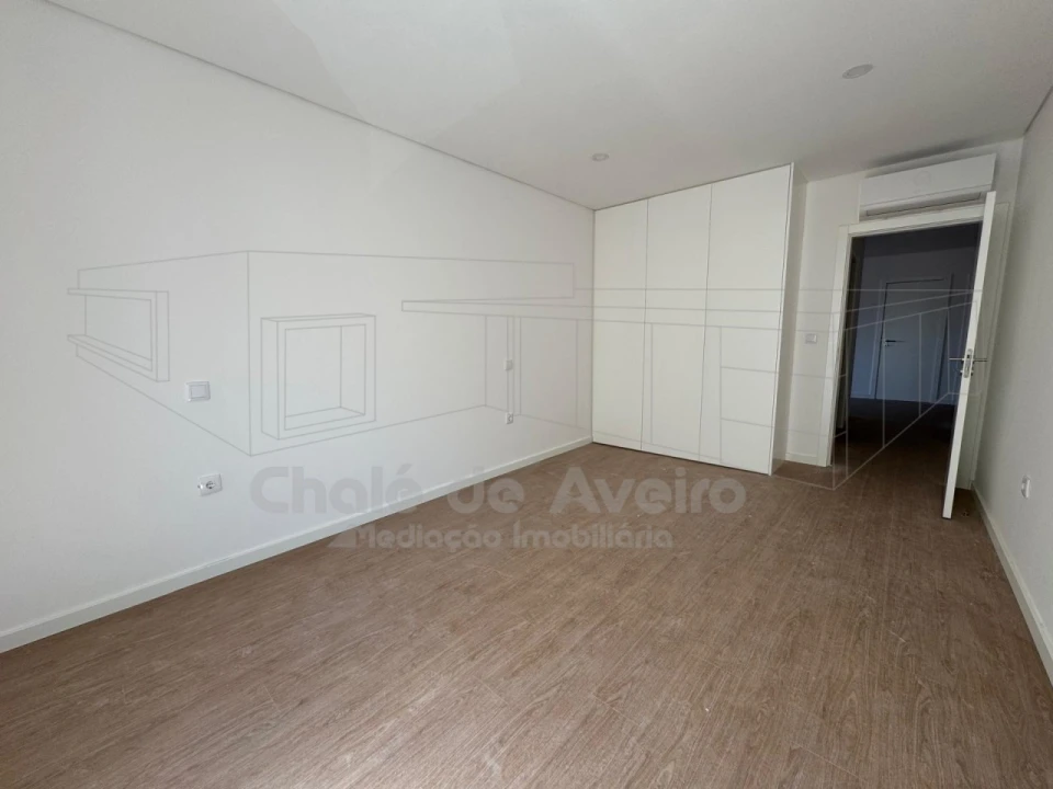 Apartamento T3 para Venda em Esgueira Foto 11