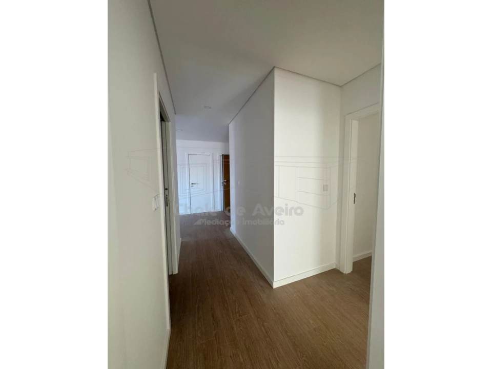 Apartamento T3 para Venda em Esgueira Foto 12