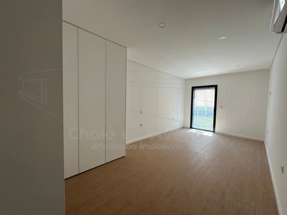 Apartamento T3 para Venda em Esgueira Foto 18
