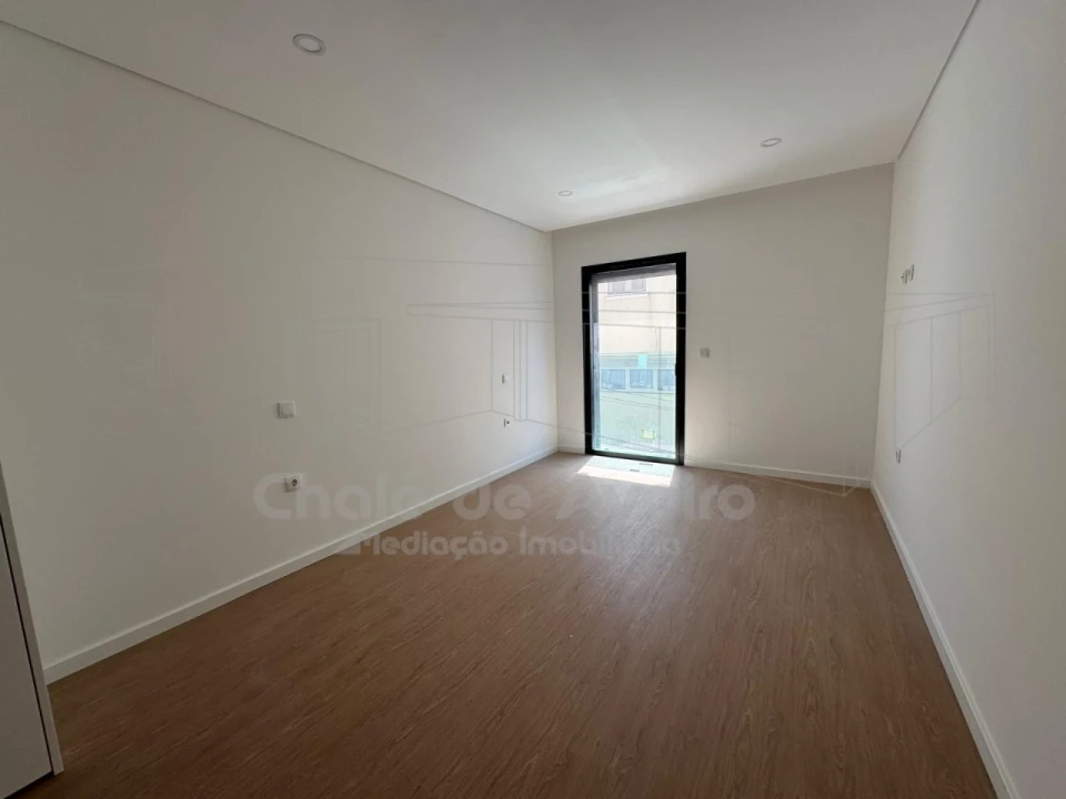 Apartamento T3 para Venda em Esgueira Foto 19