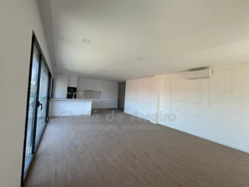 Apartamento T3 para Venda em Esgueira