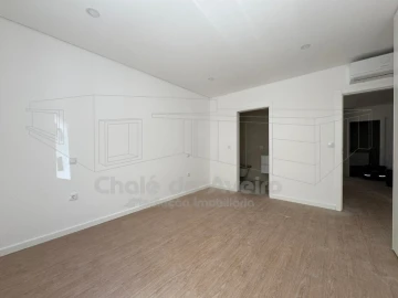 Apartamento T2 para Venda em Esgueira