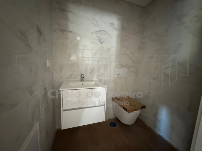 Apartamento T2 para Venda em Esgueira Foto 6
