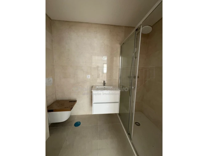 Apartamento T2 para Venda em Esgueira Foto 10