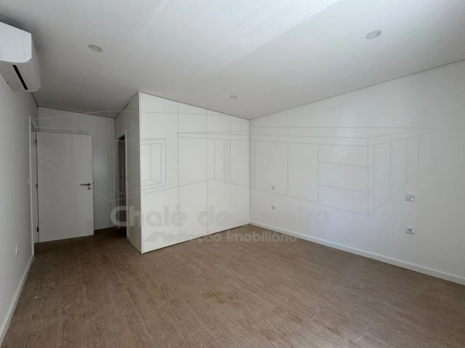 Apartamento T2 para Venda em Esgueira Foto 14