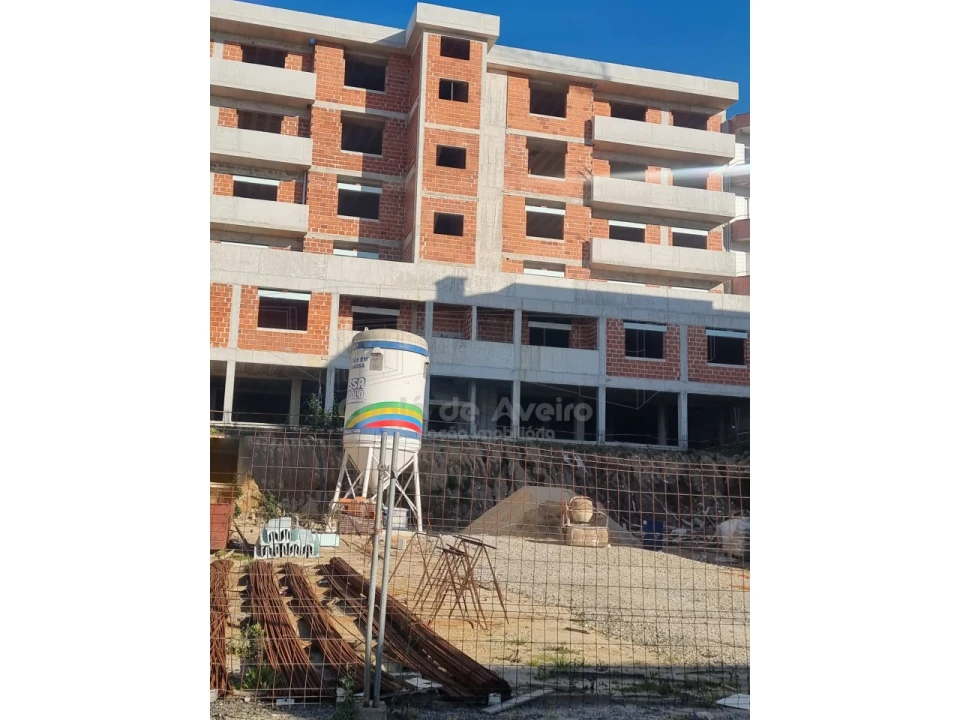 Apartamento T2 para Venda em Nogueira do Cravo e Pindelo Foto 7