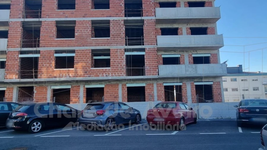 Apartamento T2 para Venda em Nogueira do Cravo e Pindelo