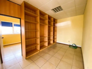 Escritório para Arrendamento em Esgueira