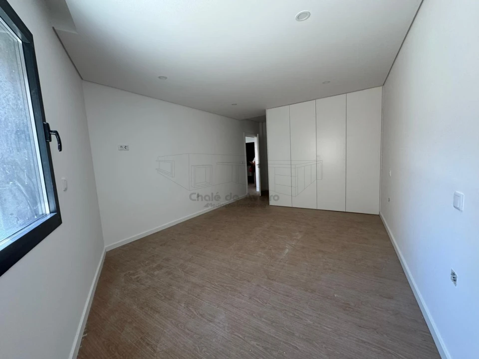 Apartamento T1 para Venda em Esgueira Foto 13