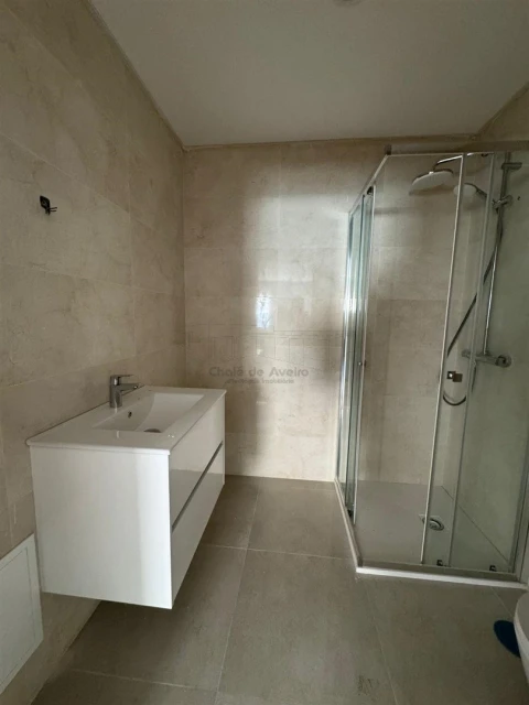 Apartamento T1 para Venda em Esgueira