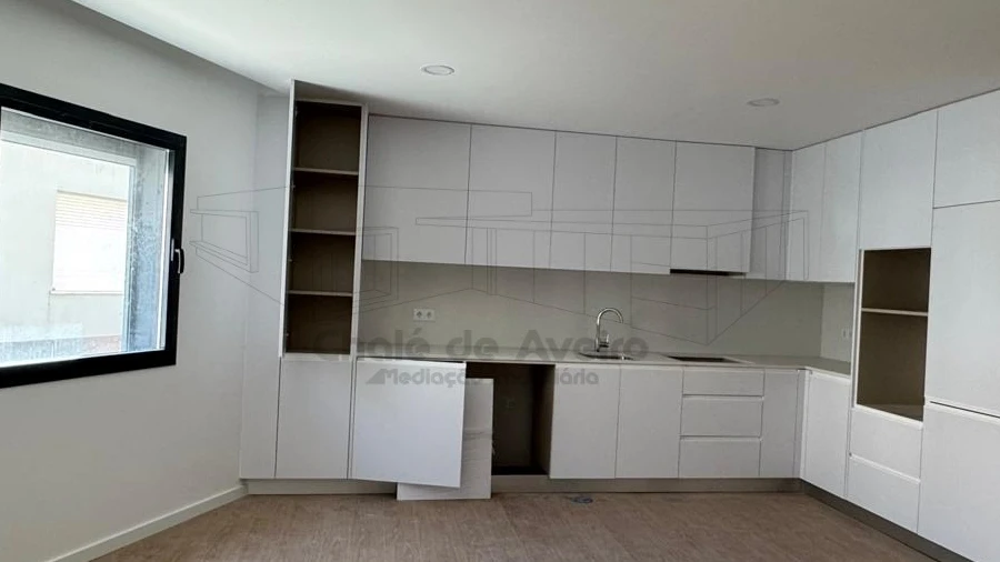 Apartamento T1 para Venda em Esgueira