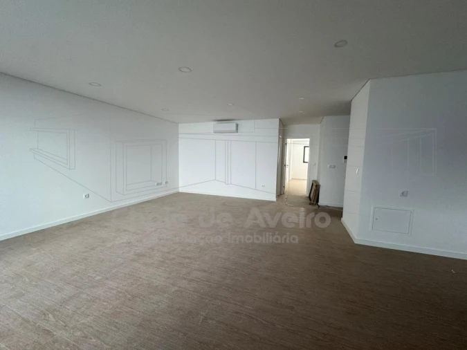 Apartamento T2 para Venda em Esgueira Foto 7