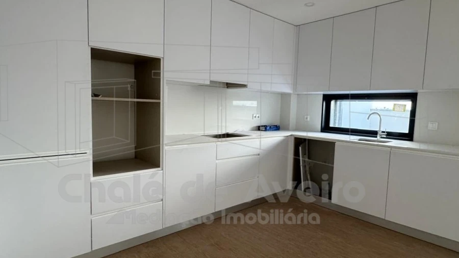 Apartamento T2 para Venda em Esgueira